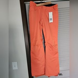 NWT Roxy Women's Backyard Snow pants sz Medium